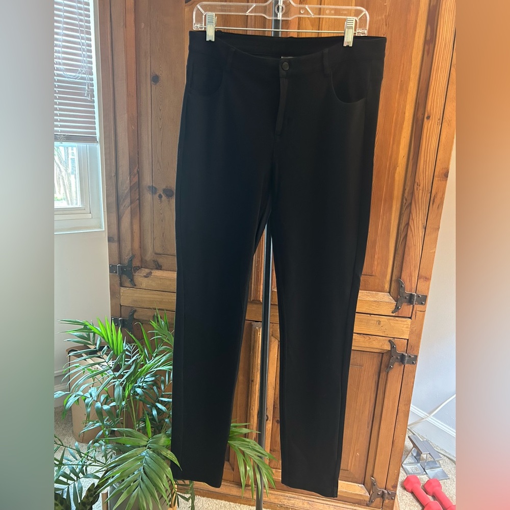 Athleta Straight Leg Pants